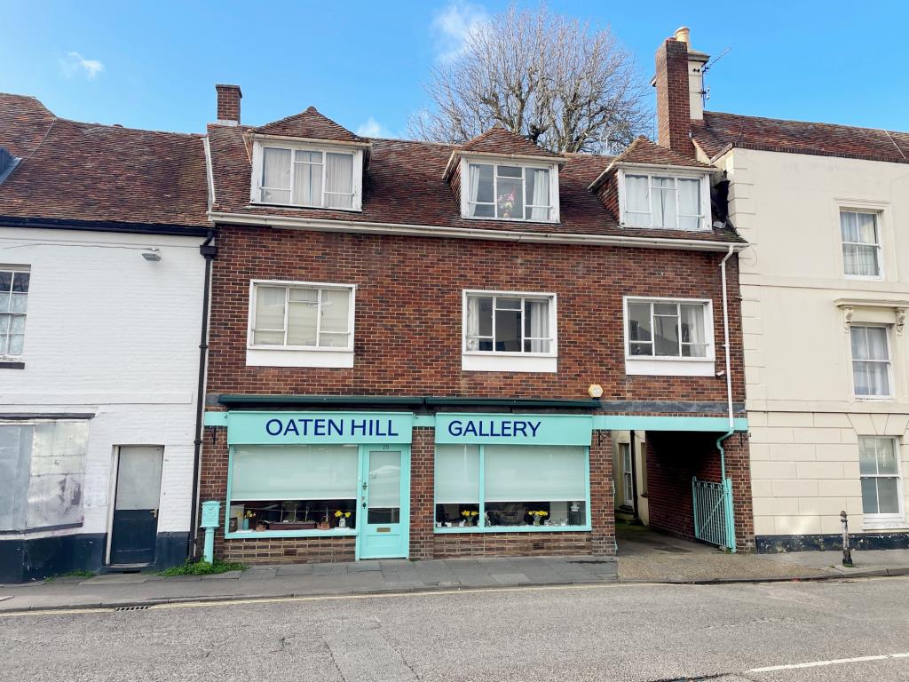 Lot: 125 - DOUBLE-FRONTED SHOP AND UPPER PARTS WITH POTENTIAL - front of property